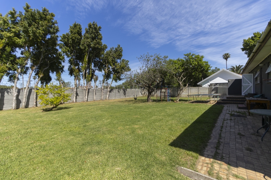 3 Bedroom Property for Sale in Canwick Western Cape